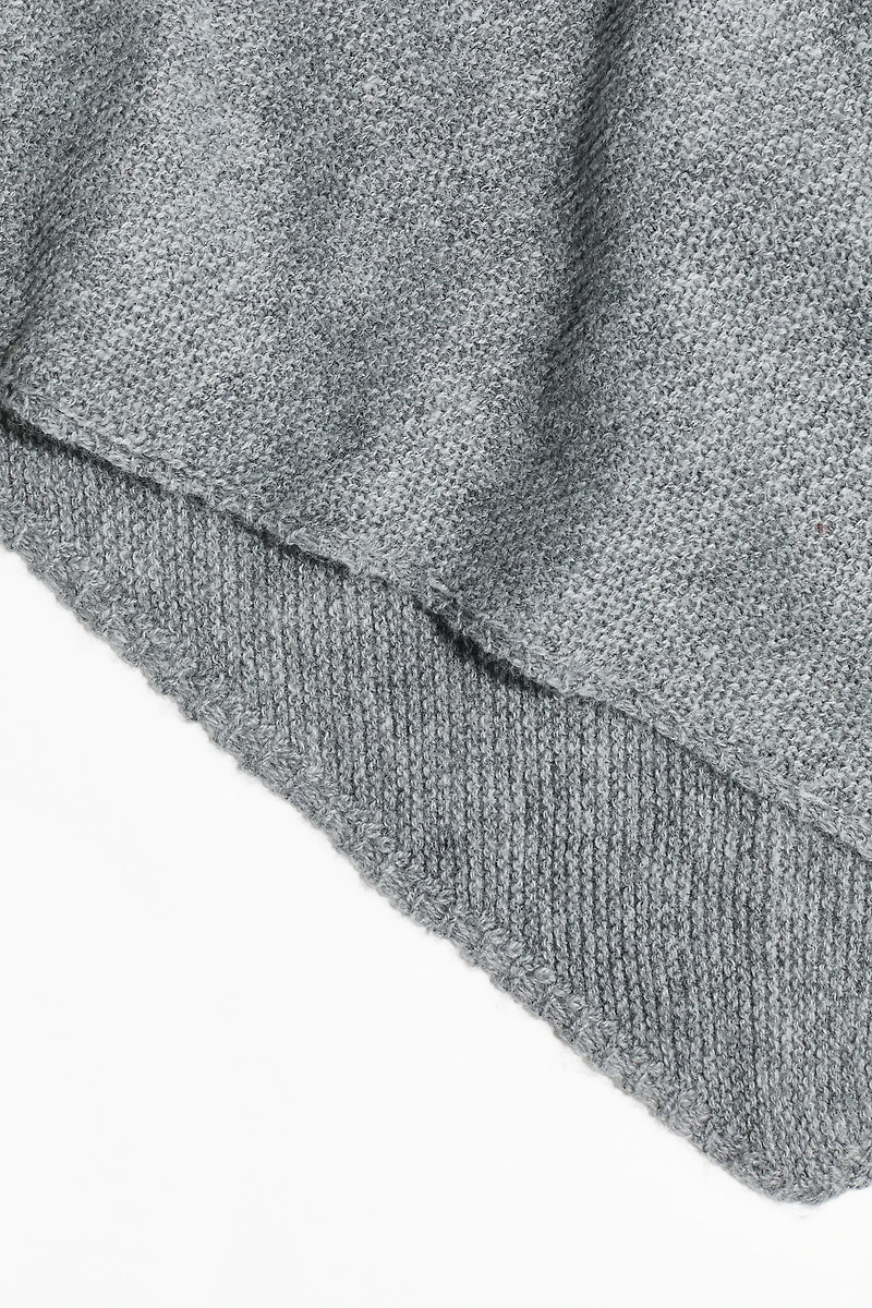 Garter-Stitched Triangle Scarf