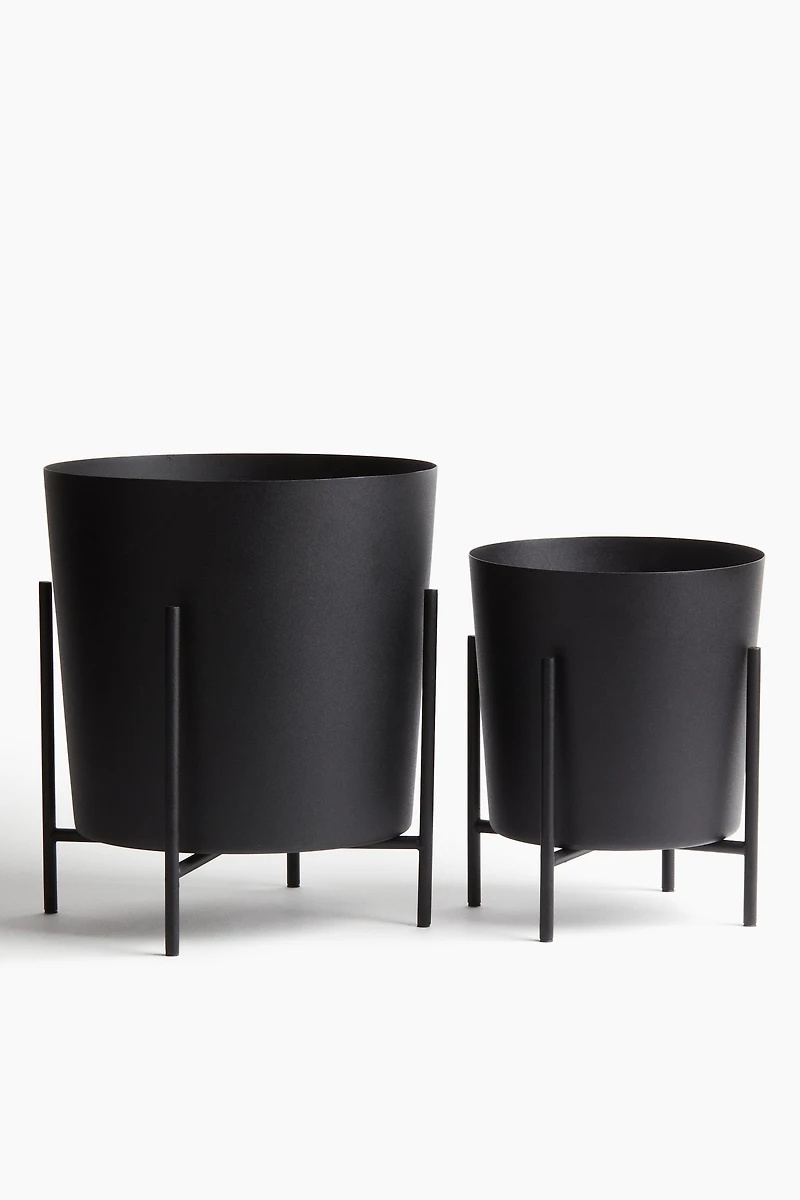 Extra-large Plant Pot with Stand