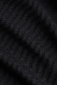 Cooling Slim-Fit Ribbed T-Shirt