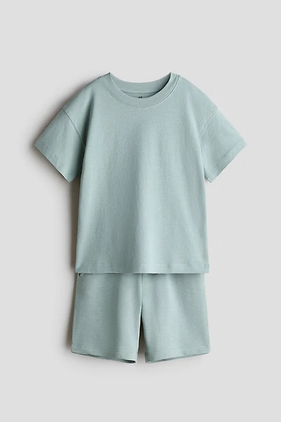 2-Piece T-Shirt and Shorts Set