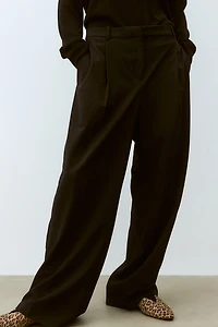 Wide-leg Pants