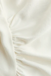 Robe épaules dénudées avec manches ballon