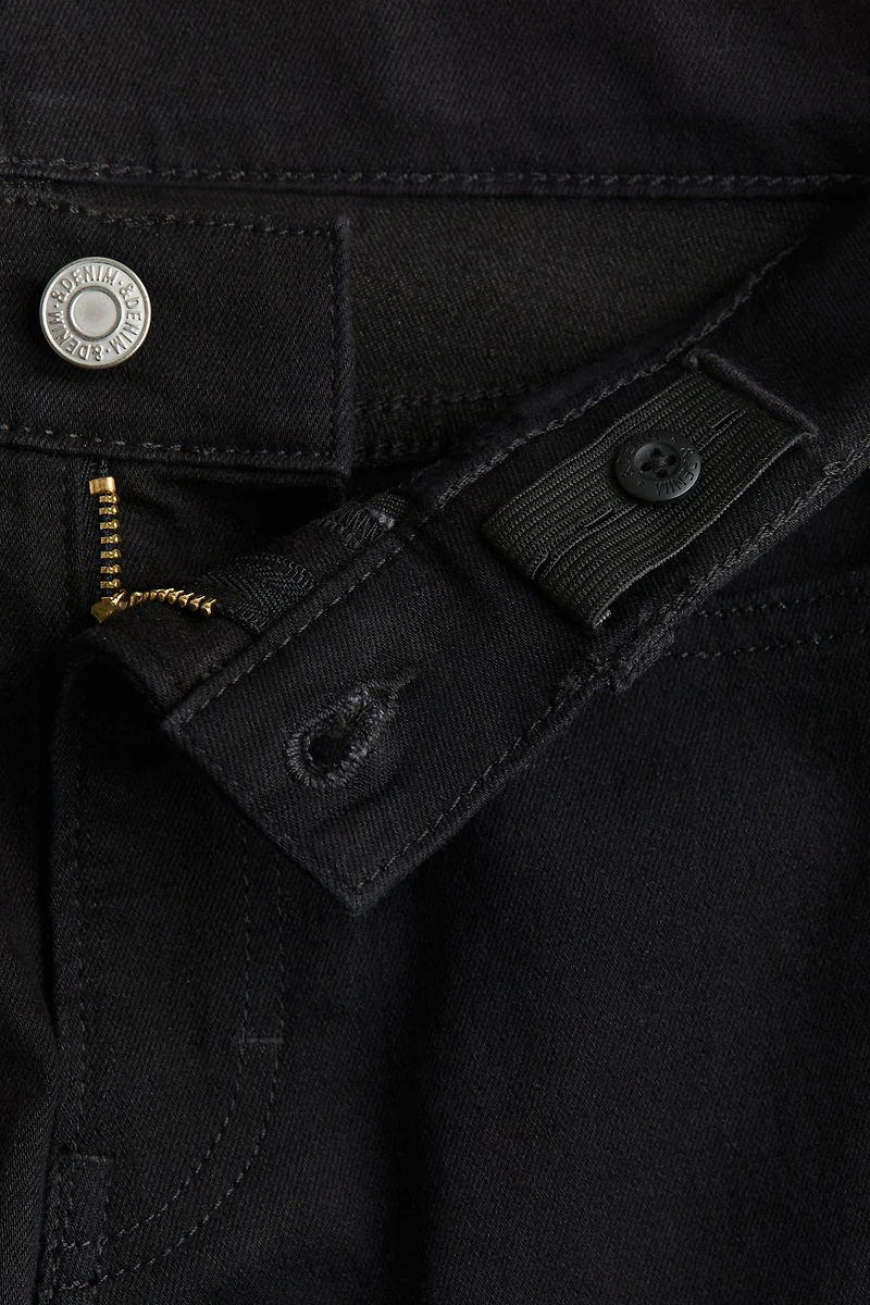 Comfort Stretch Slim-Fit Jeans