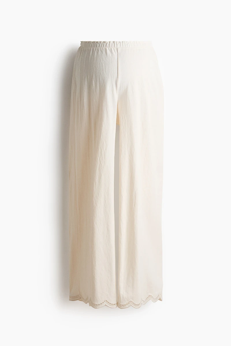 MAMA Scalloped Pull-On Pants