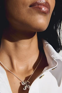Bow-Pendant Necklace