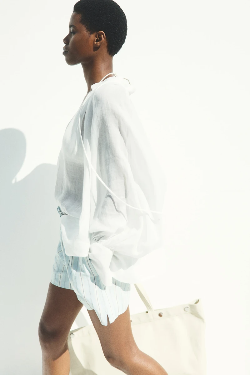 Short taille froncée en lin mélangé