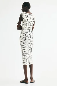 Robe à mancherons