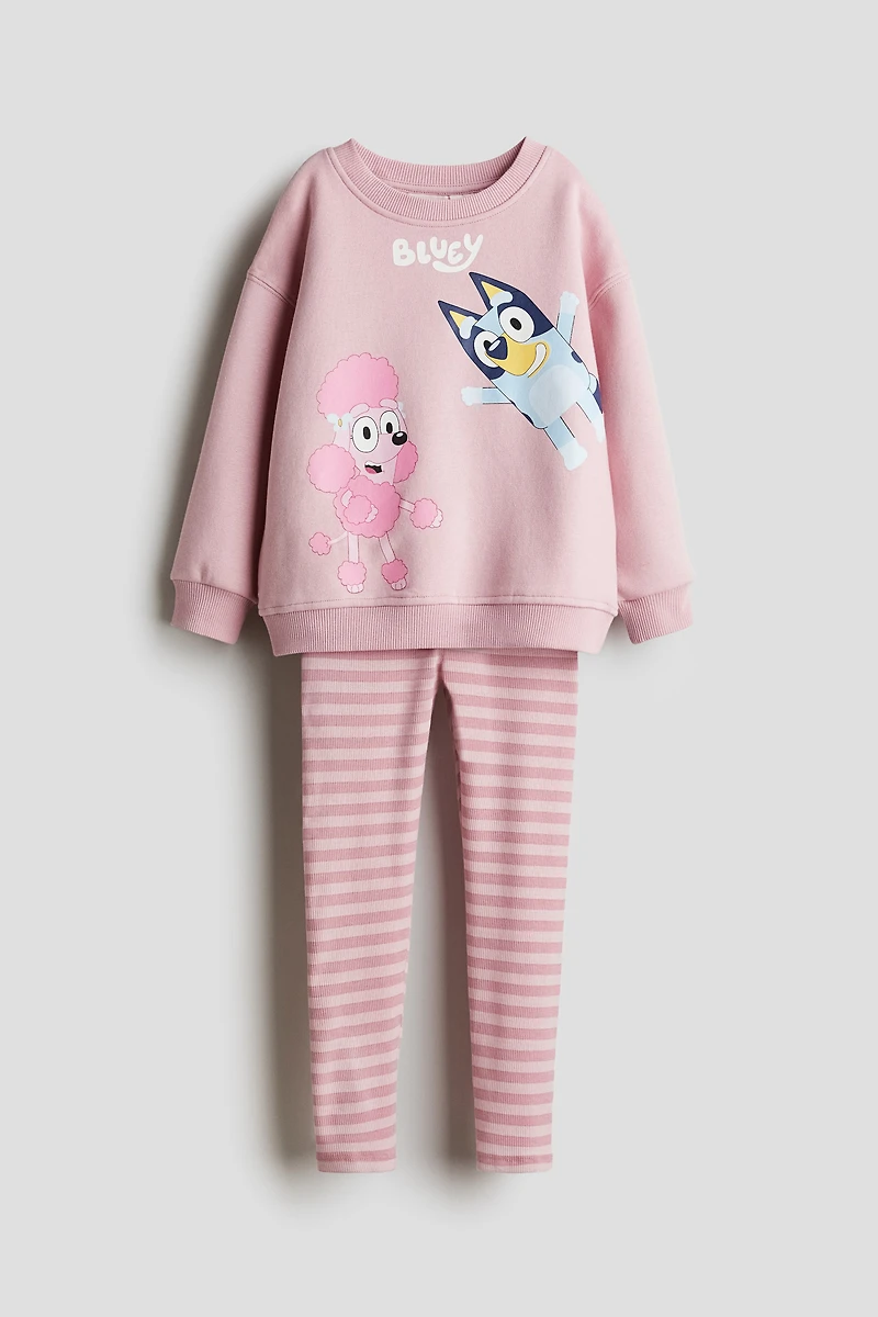 2-piece Top and Leggings Set