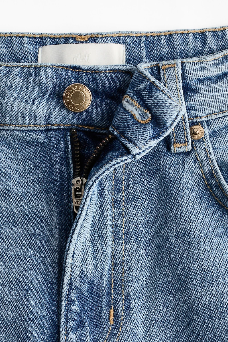 Jean taille haute à jambes larges