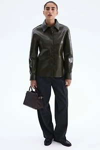 Chemise en tissu enduit