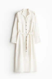 Robe avec ceinture à nouer