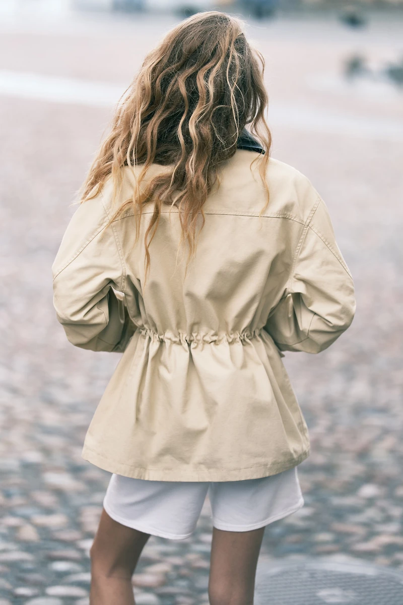 Veste en sergé avec col tissu enduit