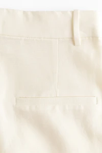 Short sur mesure en lin mélangé