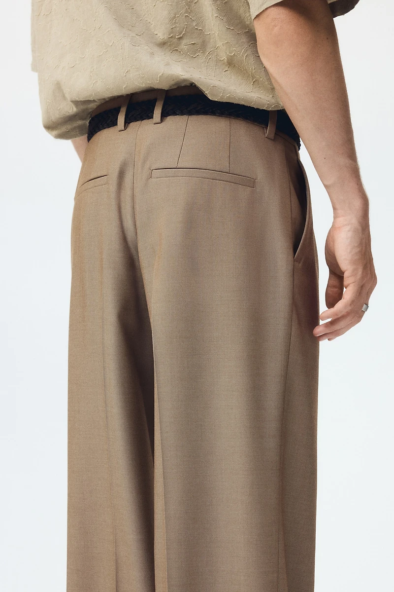 Loose-Fit Tailored Pants