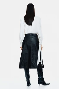 Coated Belt-Detail Skirt