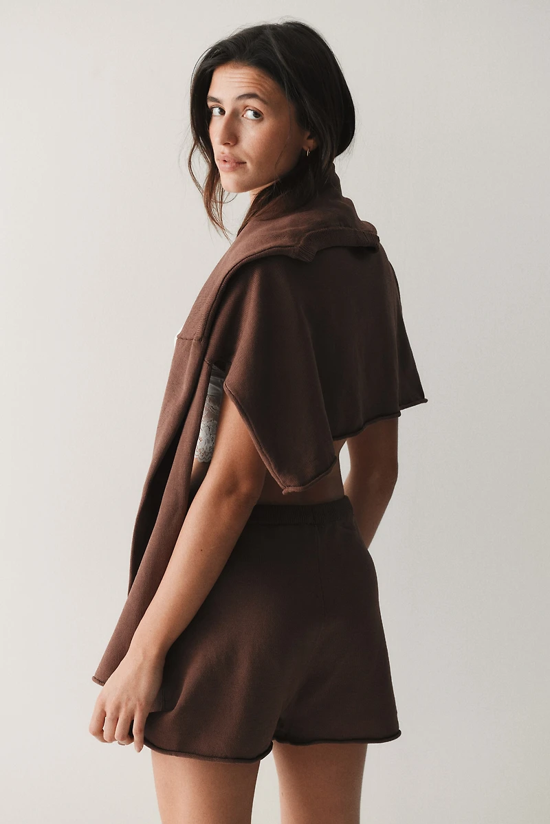 Short en tricot avec bords roulottés