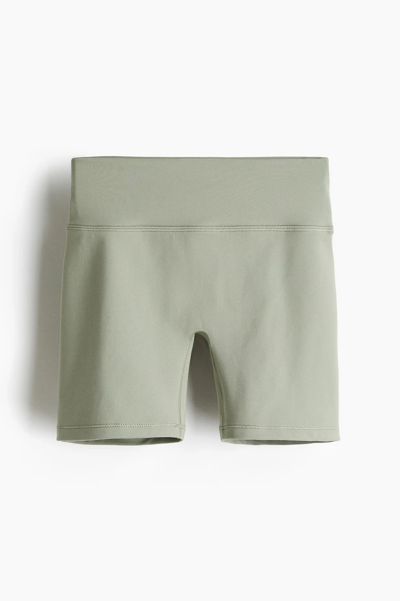 Cycling shorts with SoftMove™