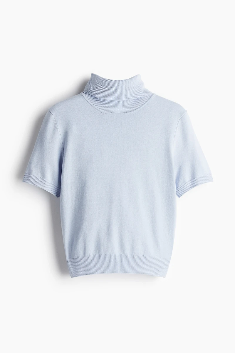 Haut à col roulé en fin tricot