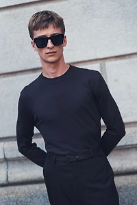 Slim Fit Fine-Knit Sweater