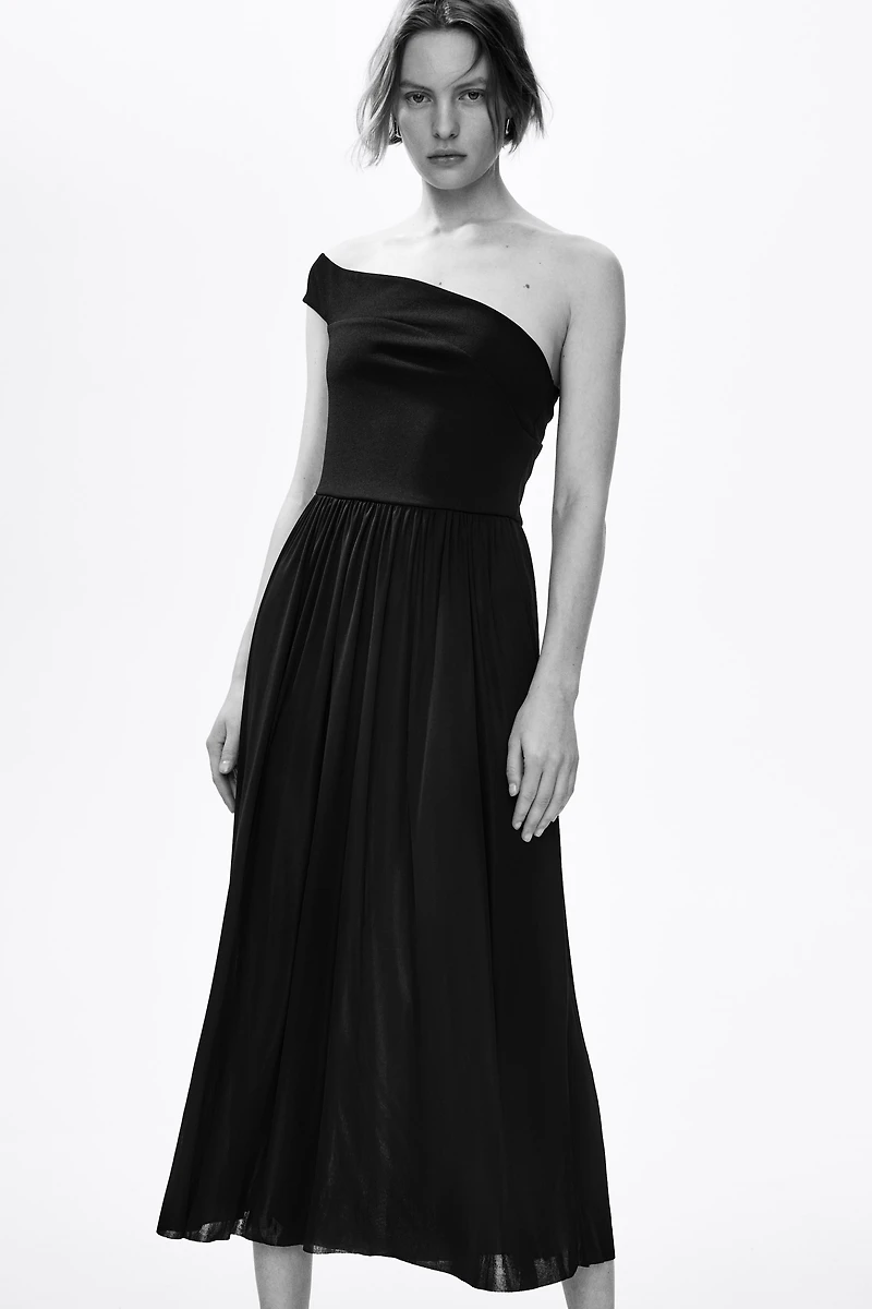 Off-the-Shoulder Jersey Dress