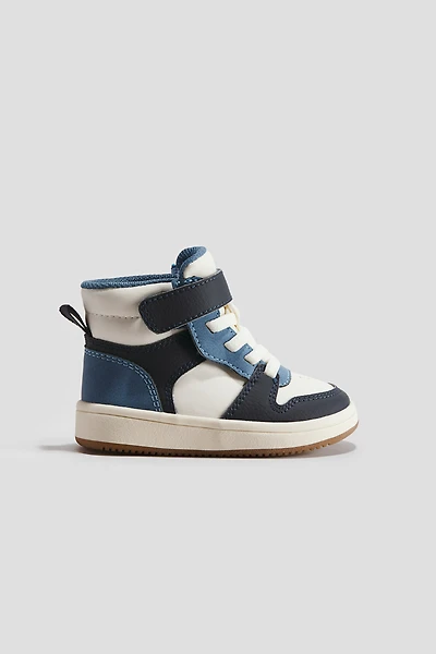 Open-Front High Tops