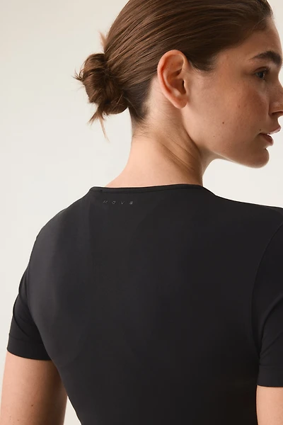 Seamless Slim-Fit Sports Top with SoftMove™