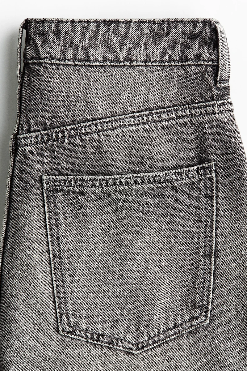 Barrel-Leg High-Waist Jeans