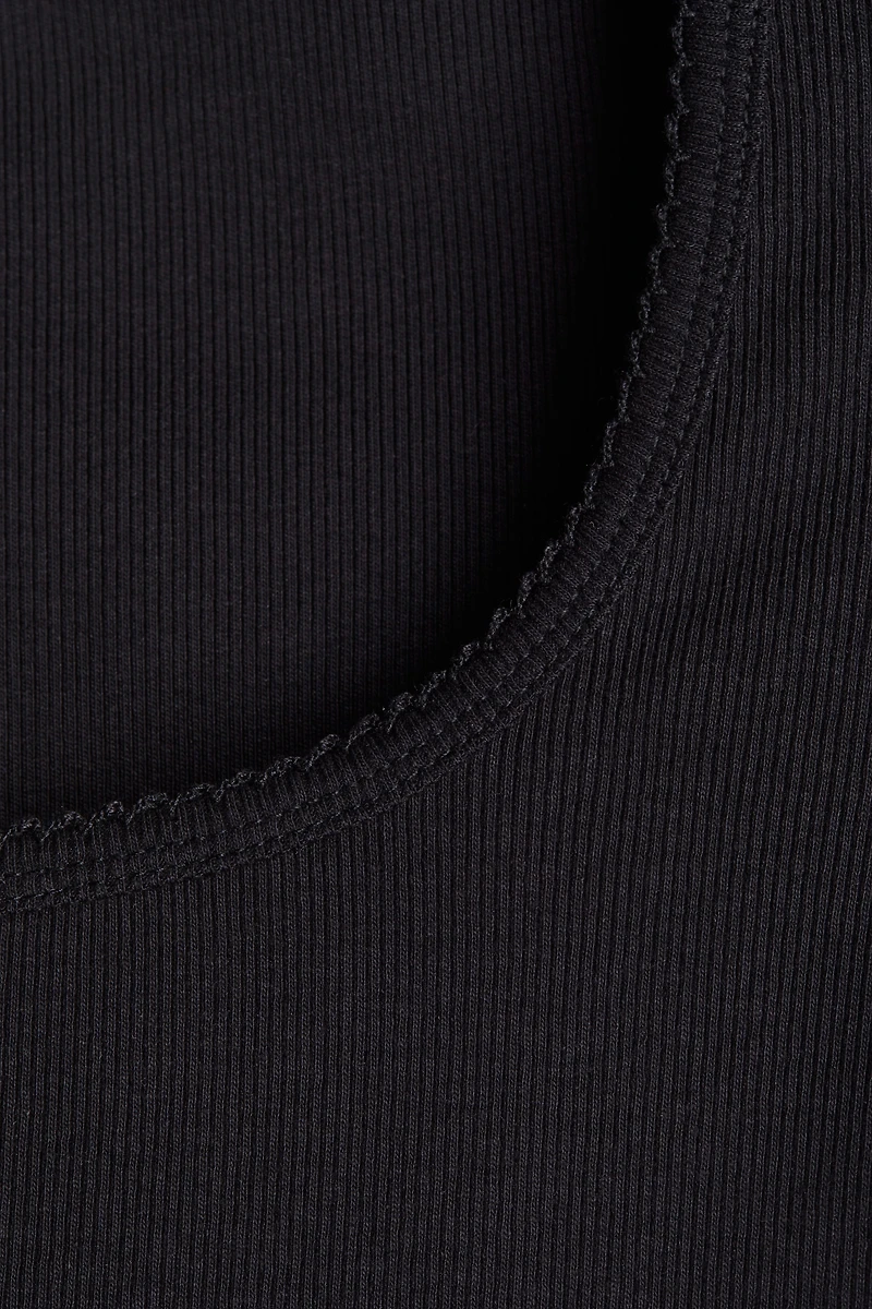 Picot-Trimmed Ribbed T-Shirt