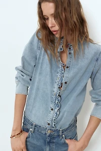 Chemise à volants en denim