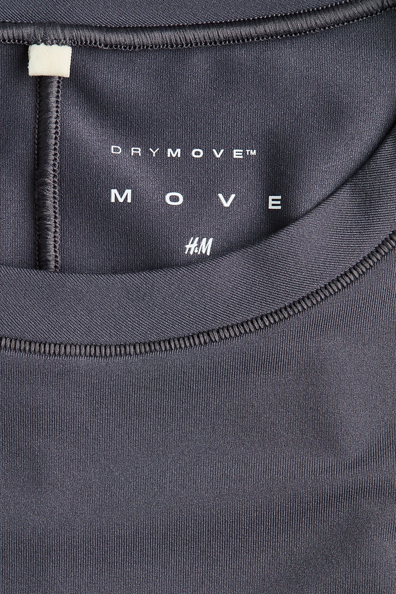 Sports Shirt with DryMove™