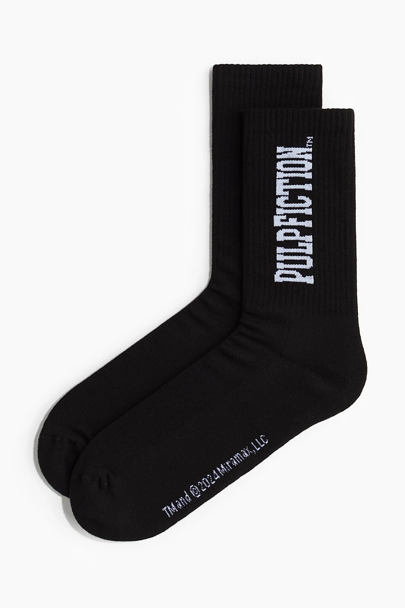 Motif-detail Socks