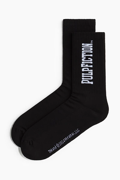Motif-detail Socks