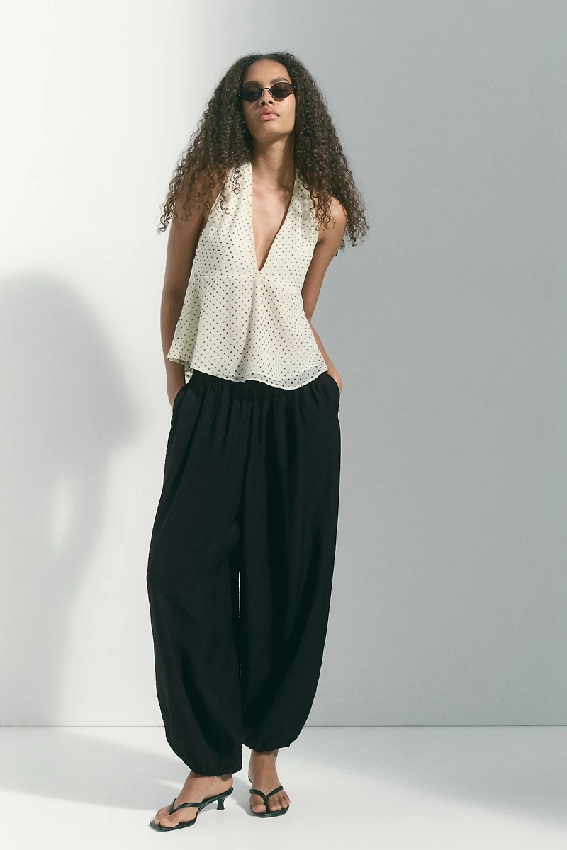 Balloon-Leg Pants