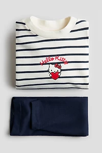 2-Piece Sweatshirt and Leggings Set