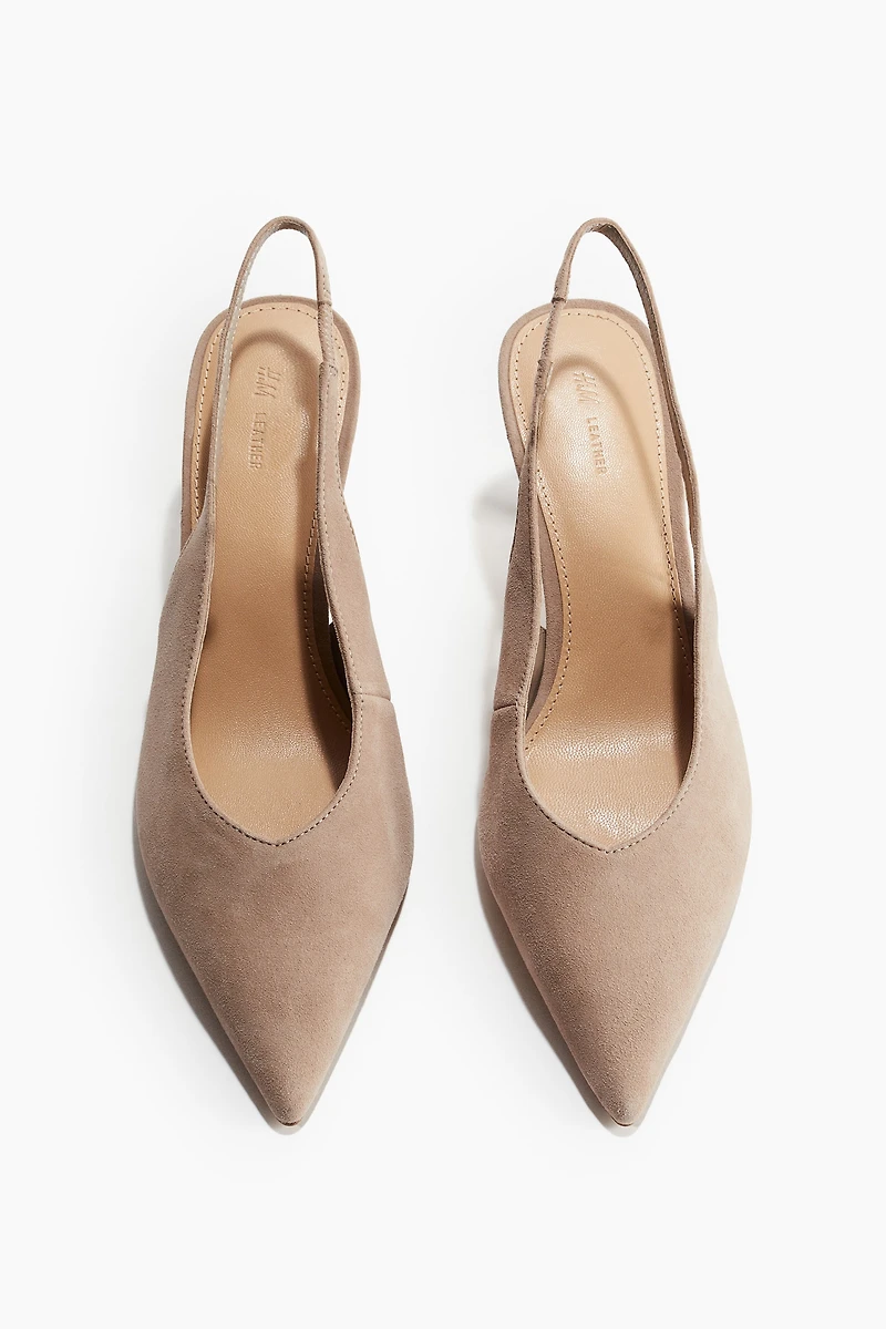 Escarpins en cuir velours avec bride arrière