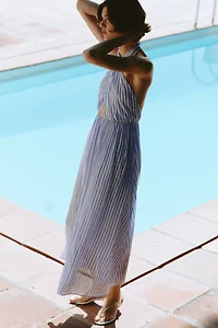 Robe dos nu avec ceinture