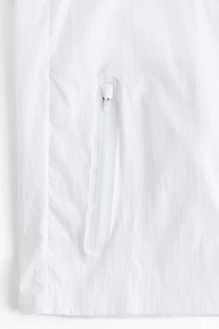 Loose-Fit Lightweight Running Jacket with DryMove™