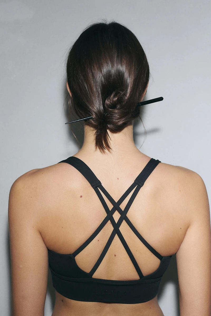 Medium Support Sports Bra with SoftMove™