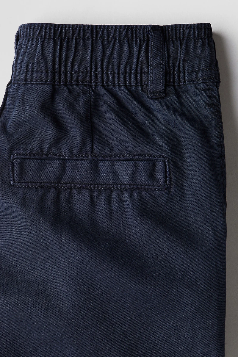 Loose-Fit Tapered Twill Chinos