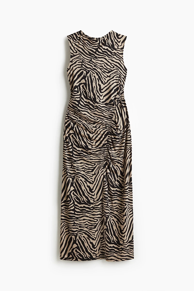 Robe à effet drapé