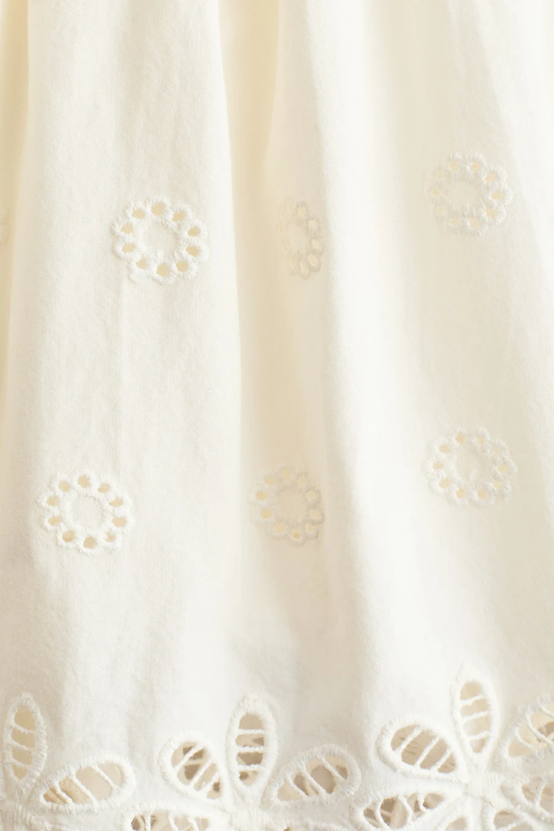 2-piece broderie anglaise set