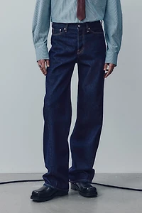 Loose-Fit Twisted Jeans