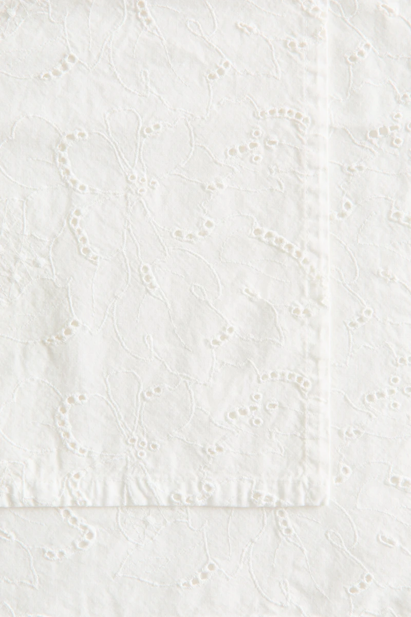 2-Pack Napkins with Eyelet Embroidery