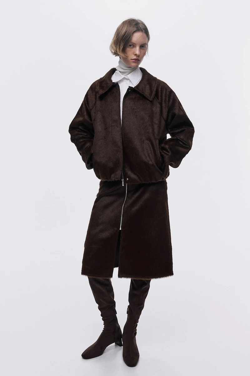 Short Jacket with Collar