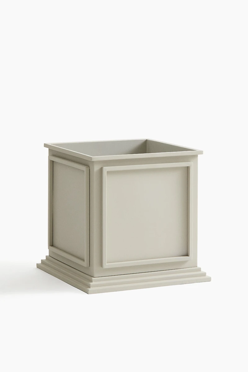 Cache-pot en métal