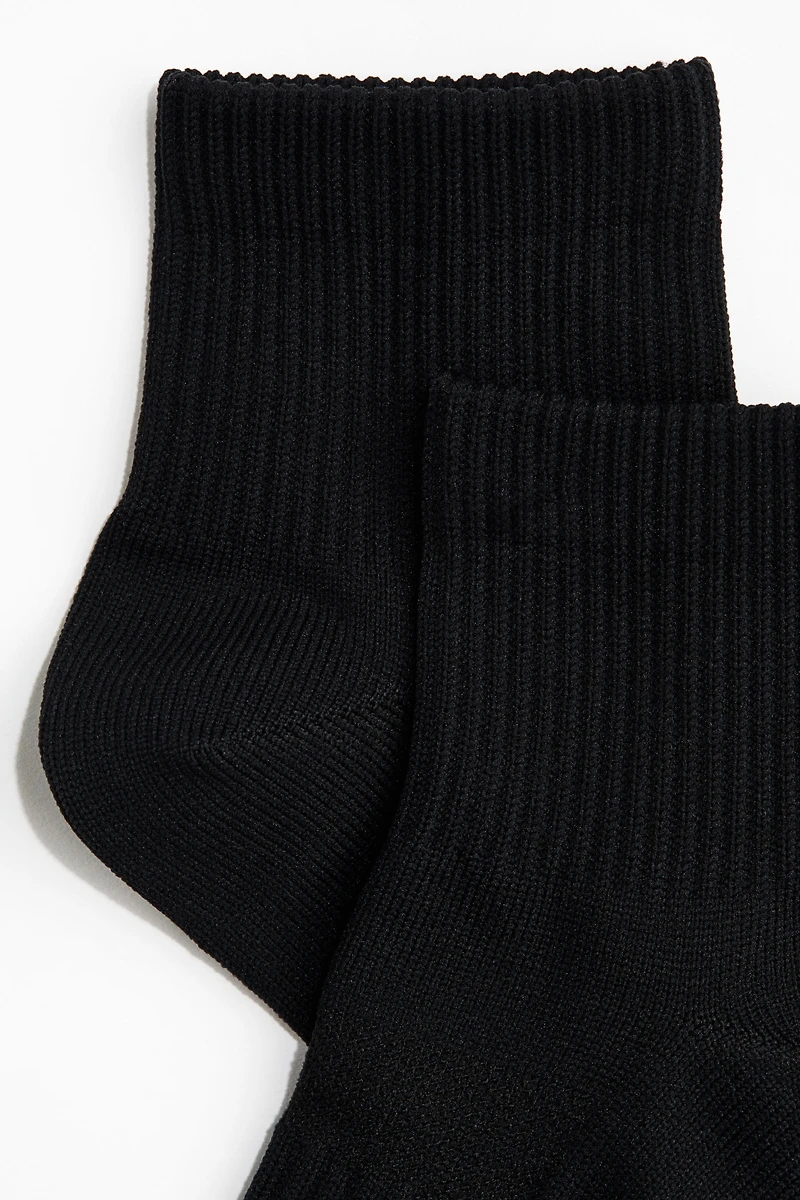 5-Pack Sports Socks with DryMove™