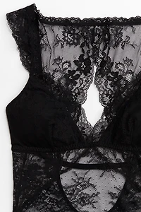 Maillot Tanga coussiné en dentelle