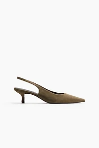 Escarpins en cuir velours avec bride arrière
