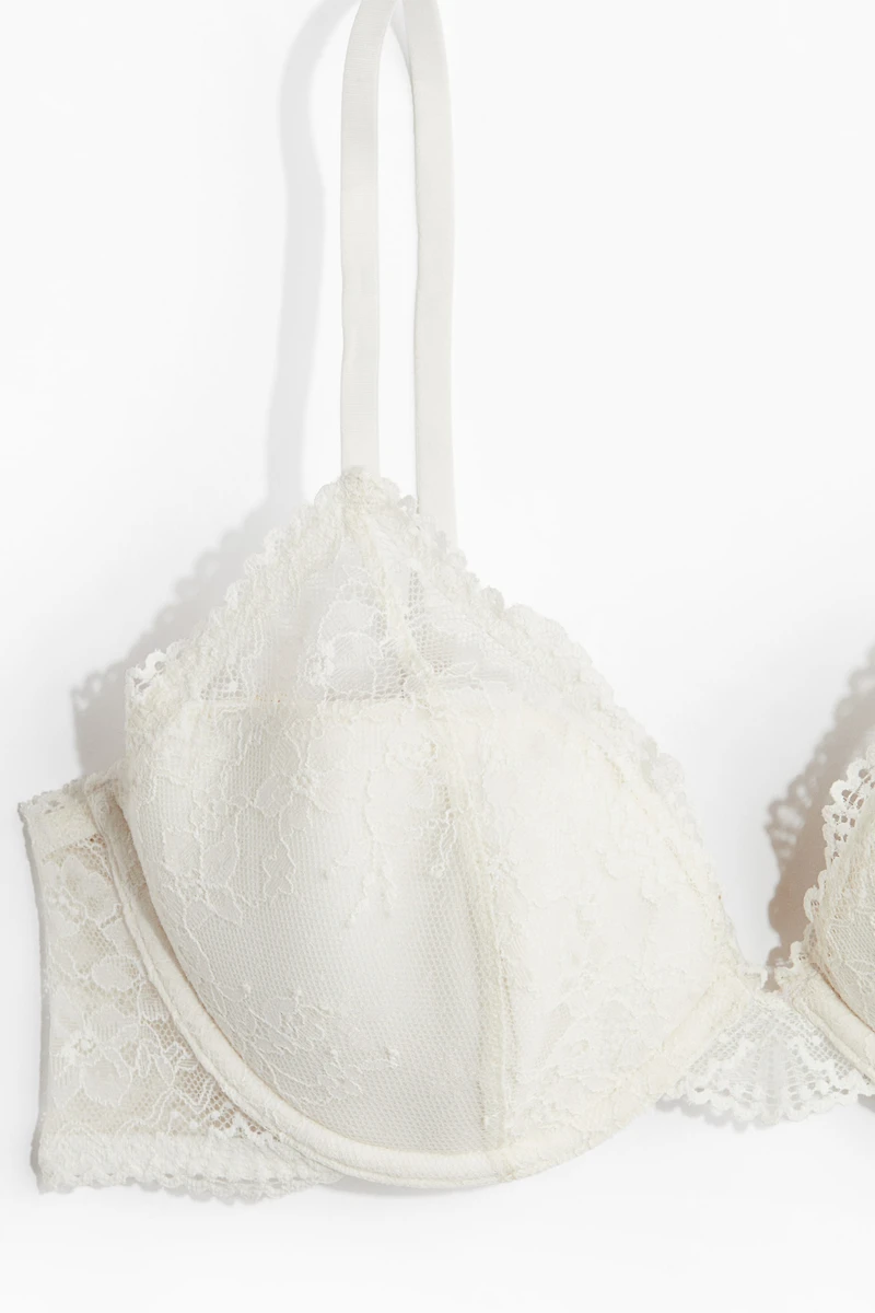 Soutien-gorge coussiné en dentelle avec armatures