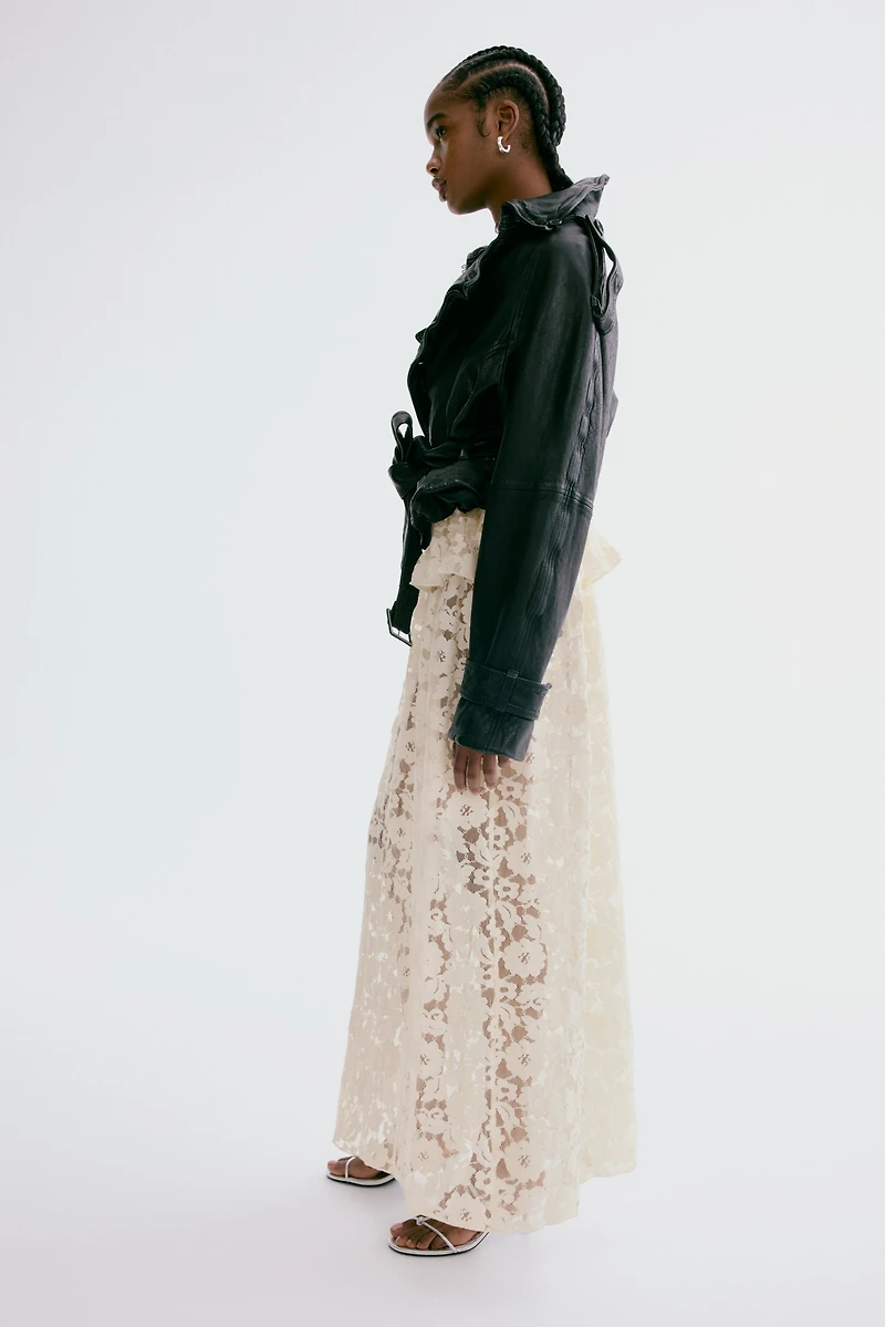 Jupe midi en dentelle